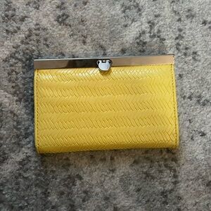 yellow herringbone accordion wallet
